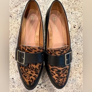 Naturalizer size8.5 leather/ animal print loafer. Great condition